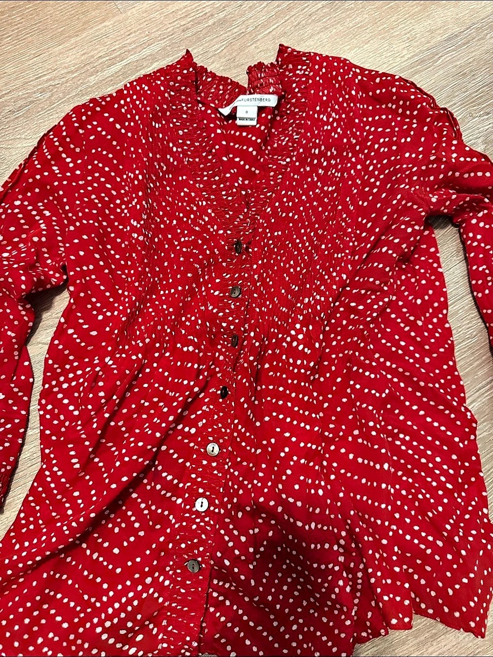 Diane von Furstenberg Red & White Polka Dot Blouse Size 0 Like New